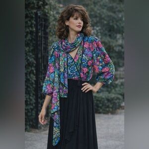 Georgette Diane Freís Original Floral Dress With Scarf